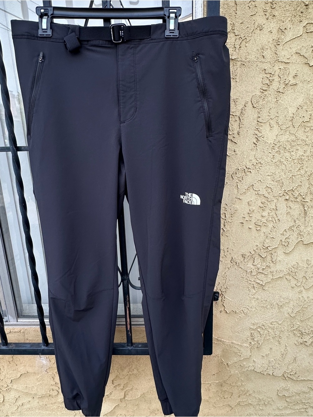 The North Face Black Mens Large FlashDry Joggers Activewear Pants
